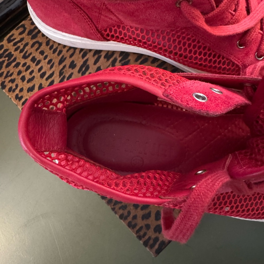 CHANEL Vibrant Red Mesh High-Top Sneakers - Picture 4 of 5
